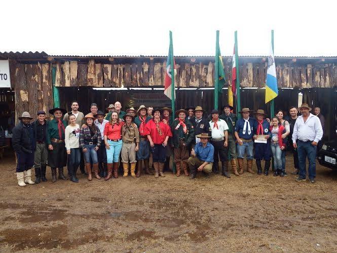 Semana Farroupilha encerra com sucesso em Balneário Arroio do Silva — foto 1