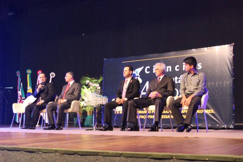 Jornalista da Rede Globo Caco Barcelos ministra palestra em Criciúma — foto 1