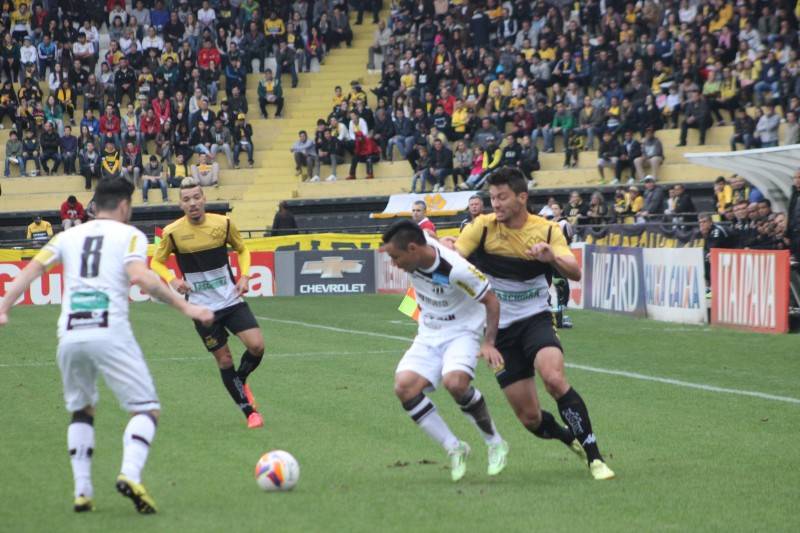 Na estreia de Roberto Cavalo, Tigre reencontra a vitória — foto 2