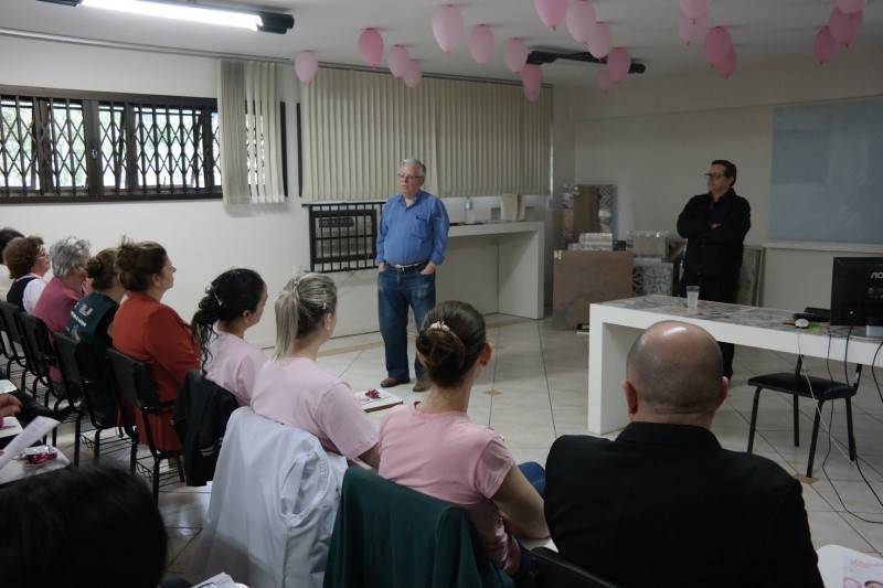 Ceusa promove atividade de prevenção ao câncer de mama — foto 1