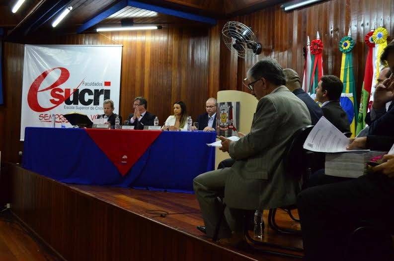 Câmara realiza sessão itinerária na Esucri — foto 2