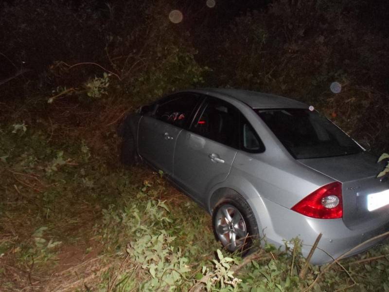 PM recupera veículos furtados de revenda de automóveis — foto 1
