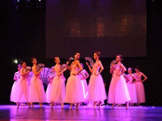 Filmes inspiram 26º Festival de Dança de Orleans — foto 2