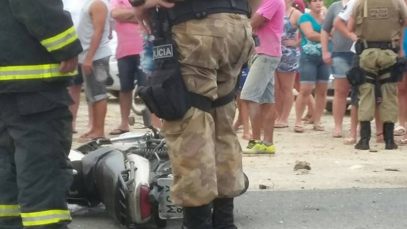Motociclista de 31 anos morre após colidir em caminhão — foto 2