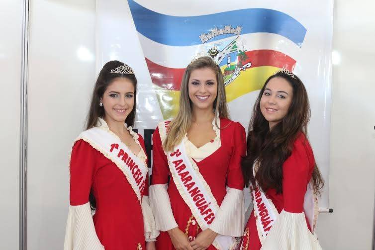 Onze meninas concorrem a realeza da 4ª Araranguá Fest — foto 2