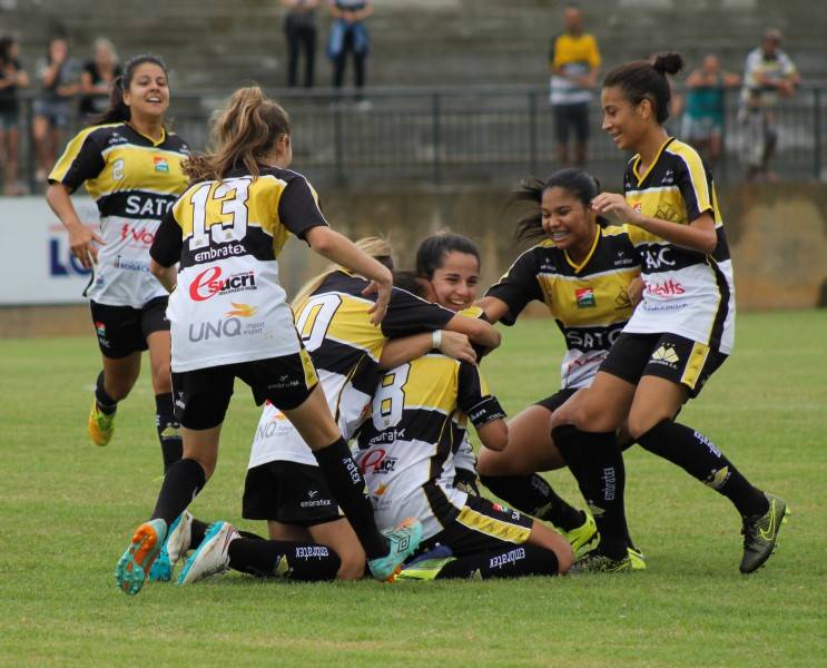 Criciúma atropela o Duda/Canoas na Liga Feminina — foto 1