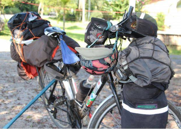 Ciclista de 23 anos passa pela região rumo ao México — foto 1