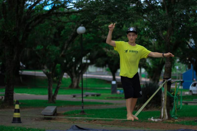Atleta de slackline consegue patrocínio de empresa alemã — foto 1