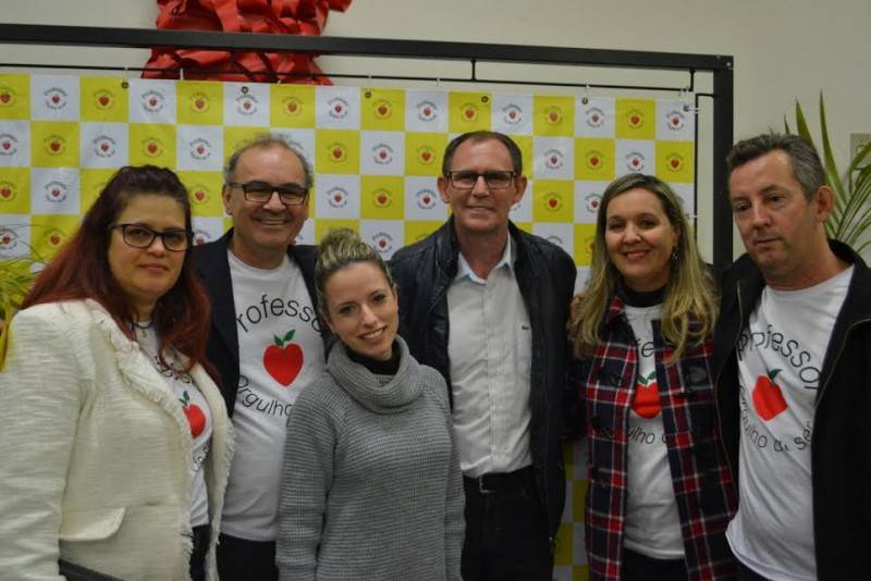 Unesc lança livro para professores da Educação Básica — foto 1
