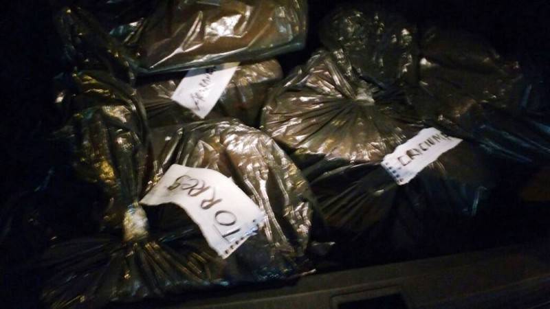 PRF apreende 83 kg de drogas que seriam trazidos para o Sul — foto 4