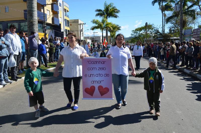 Siderópolis dedica quarta-feira para reverenciar a pátria — foto 2
