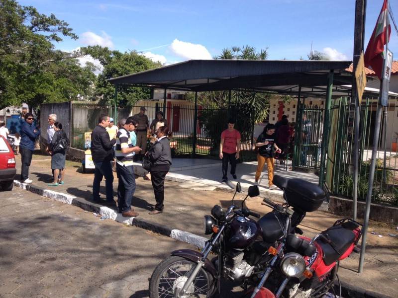 Expectativa: mais de 400 devem justificar o voto no Lapagesse — foto 2