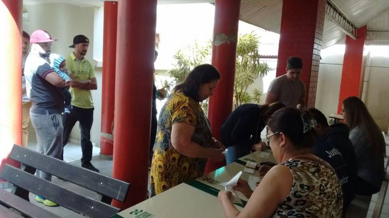 Expectativa: mais de 400 devem justificar o voto no Lapagesse — foto 3
