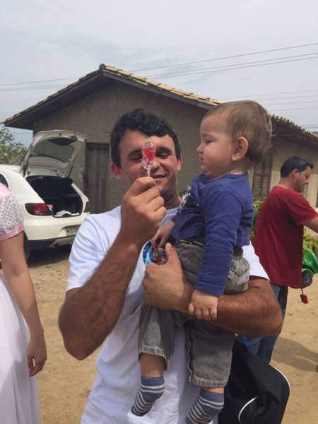 Médicos de Alma doam brinquedos para crianças carentes — foto 1