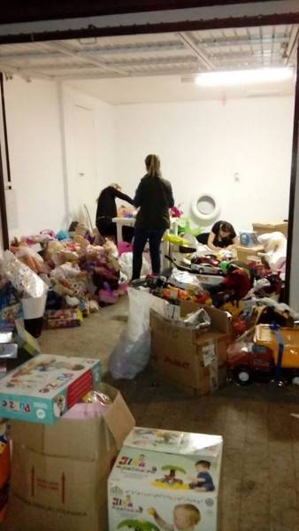 Médicos de Alma doam brinquedos para crianças carentes — foto 2
