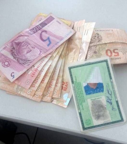 Mecânico é preso por venda de veículo furtado e clonado — foto 2