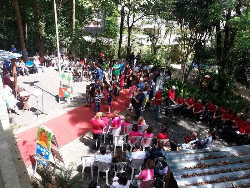 Espetáculo Vozes da Gruta homenageia artistas da região — foto 3