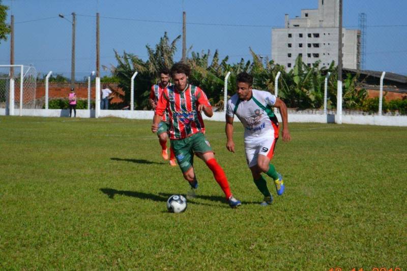 Estrela Azul e Xanxerê são finalistas no estadual de amadores — foto 2