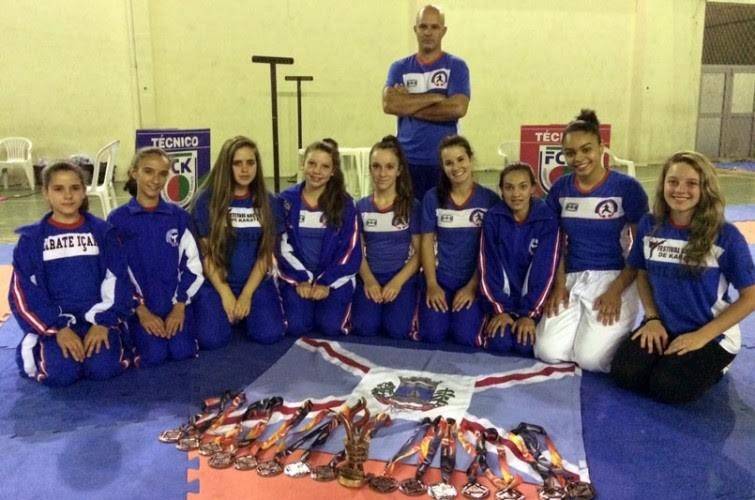 Içara encerra participação na Olesc com 21 medalhas — foto 1
