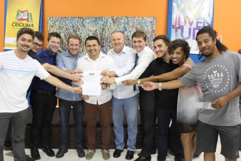 Conselho Municipal da Juventude é empossado — foto 3