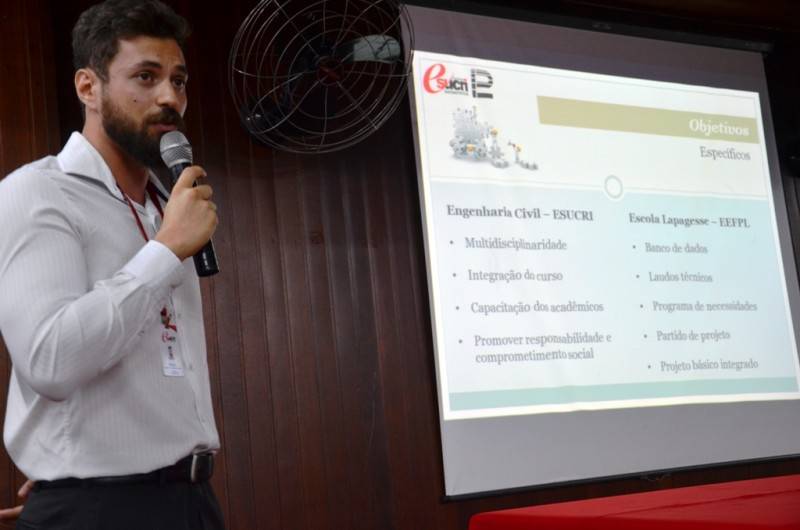 Parceria entre Esucri e Lapagesse possibilita reforma do colégio — foto 1