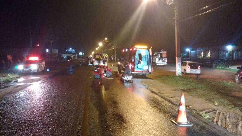 Motociclista fica em estado grave após colisão frontal — foto 3