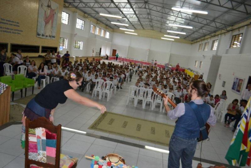 Mais de 5 mil visitantes são esperados na IV Feira do Livro — foto 1