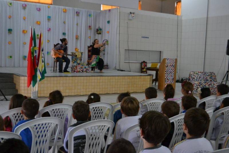Mais de 5 mil visitantes são esperados na IV Feira do Livro — foto 3