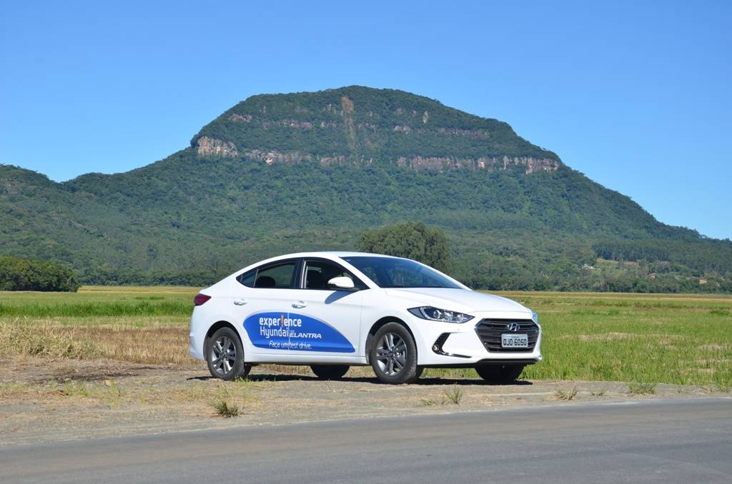 Impressões em 60 minutos - Hyundai New Elantra 2017 — foto 1