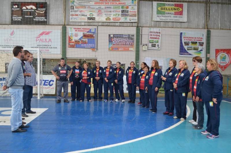 Delegação de Siderópolis pronta para os Jogos Abertos da Terceira Idade — foto 1