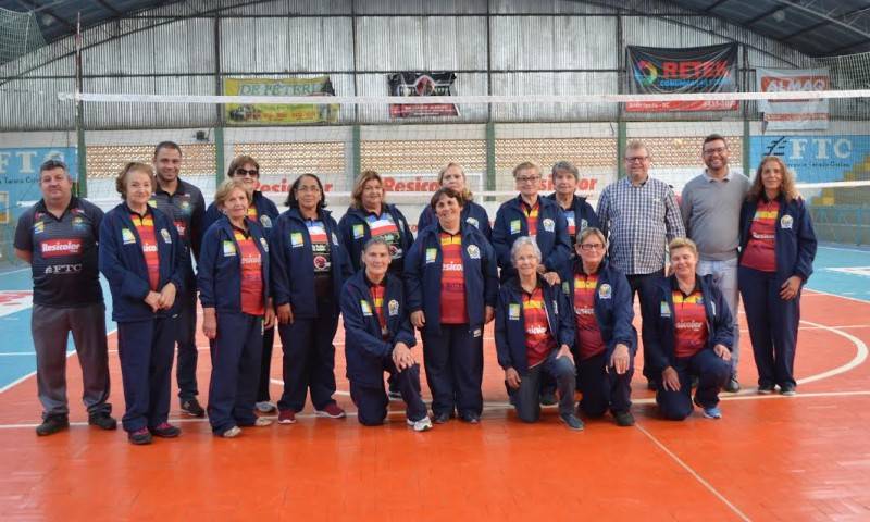 Delegação de Siderópolis pronta para os Jogos Abertos da Terceira Idade — foto 2