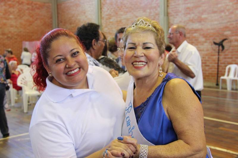 Desfile dos reis e rainhas no encontrão dos Grupos de Idosos da Afasc — foto 5