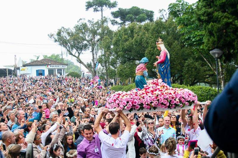 Na festa, o projeto de reformar o Santuário — foto 2