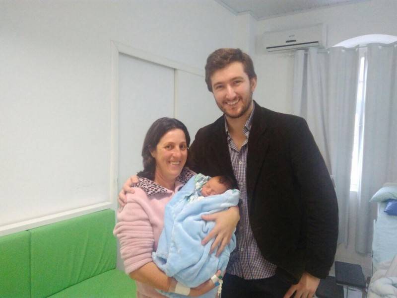 Equipe médica salva vida de mulher e bebê após ruptura de útero — foto 2