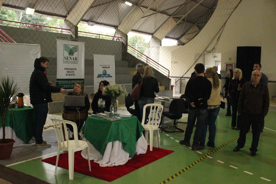 Feira de Aprendizagem aproxima jovens, empresas e entidades educacionais — foto 1