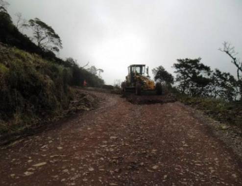 Prefeitos do Vale protestam contra obras paradas — foto 1