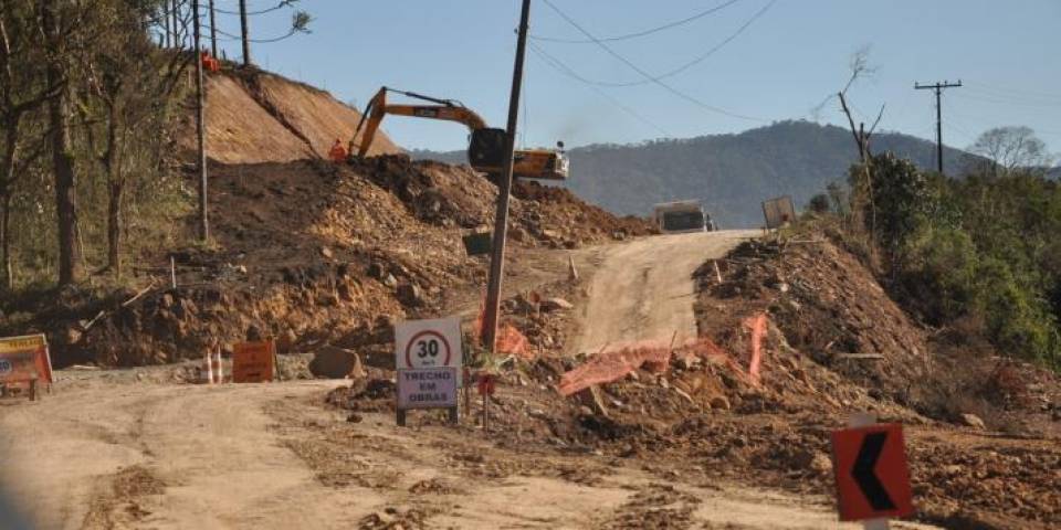 Deinfra e Exército negociam parceria para obras na SC-370 — foto 1