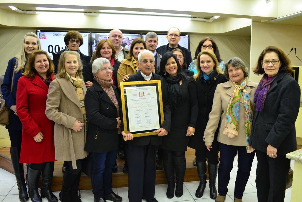 Câmara lembra cinquentenário do sacerdócio de padre Agenor — foto 1