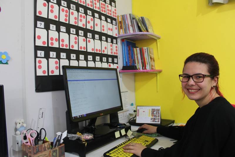 No atendimento especializado, sala exclusiva para produção de materiais — foto 3