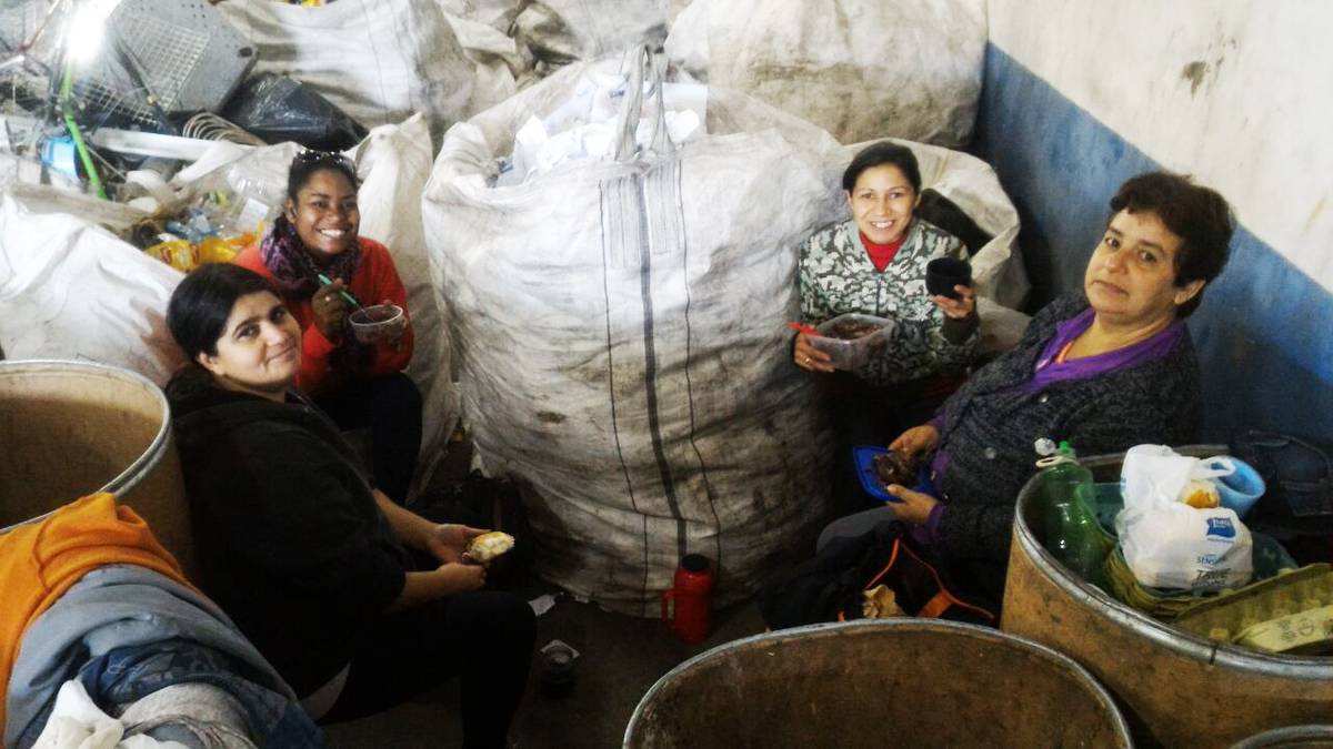 Reportagem vivencia o pesado trabalho dos catadores da coleta seletiva — foto 2