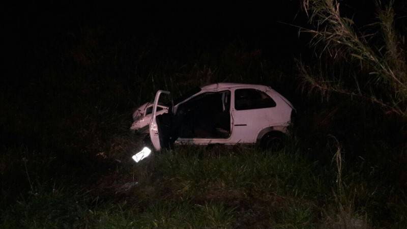 Saída de pista seguida de capotamento é registrada na SC-441 — foto 1