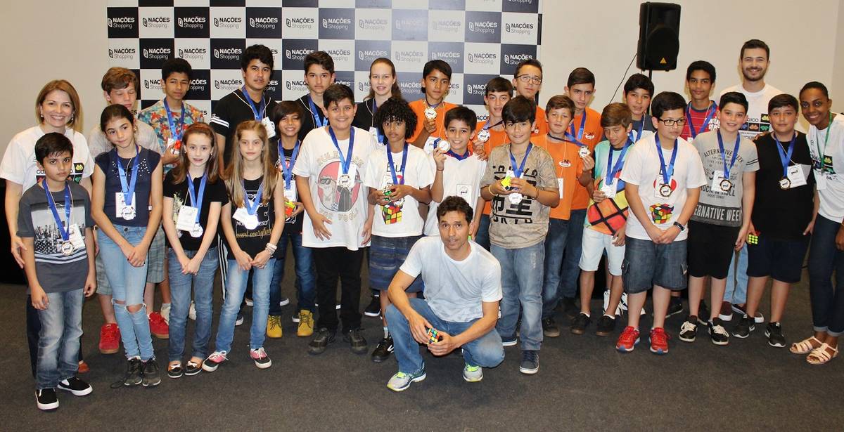 Talentos revelados em campeonato de cubo mágico — foto 2