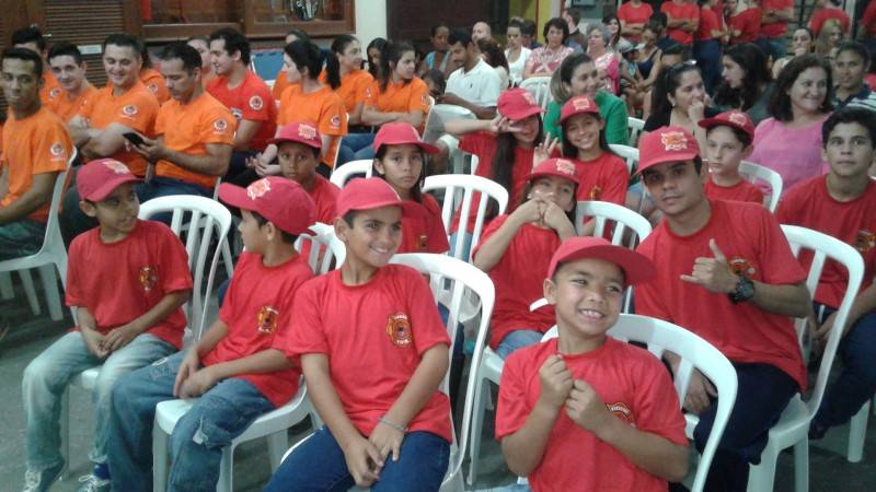 Integrantes da comunidade são formados pelo Corpo de Bombeiros de Içara — foto 1