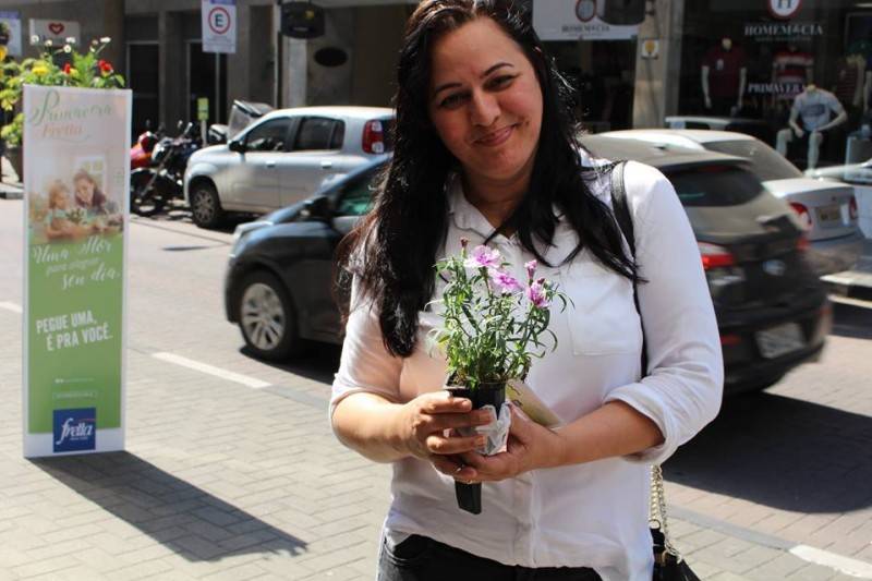 Fretta disponibiliza flores em alusão à chegada da Primavera — foto 6