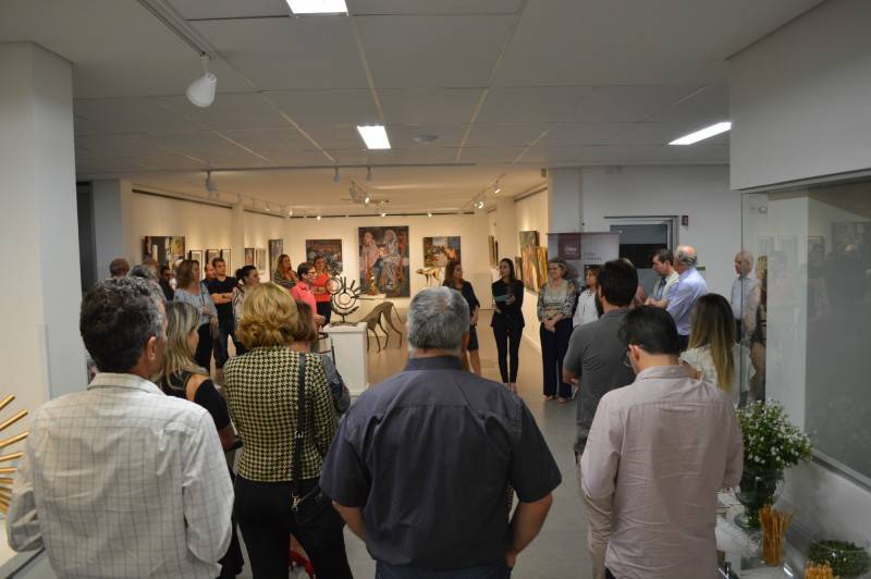 Versatilidade marca exposição da artista Arlinda Volpato — foto 3