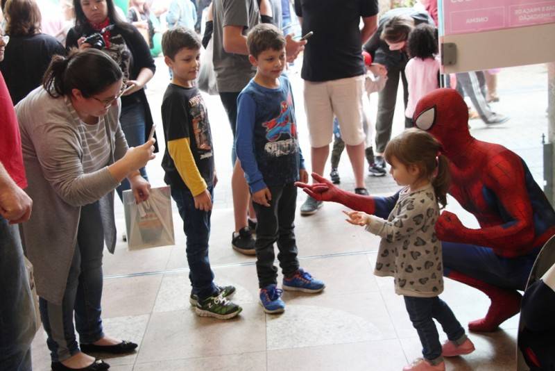 Sábado de fantasia e diversão para as crianças no Shopping Della — foto 1