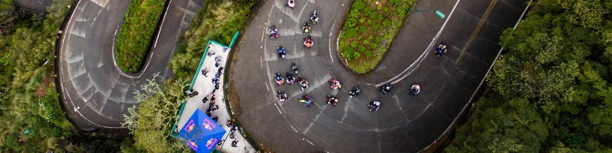Red Bull Trike Strike desafia a velocidade na Serra do Rio do Rastro — foto 1