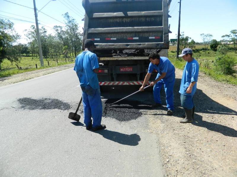 Rodovias estaduais recebem operação tapa-buracos — foto 1