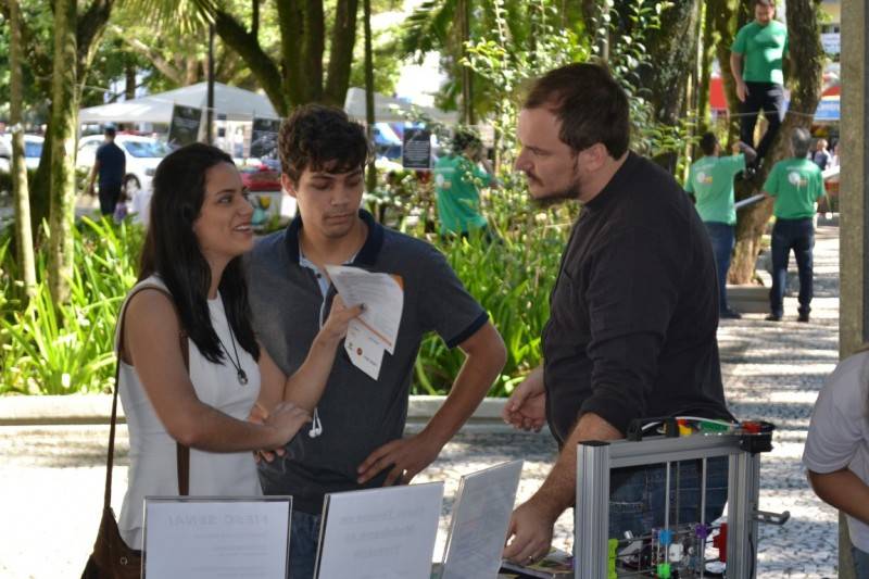 Praça Nereu Ramos recebe moda sustentável através do Rebazar — foto 2