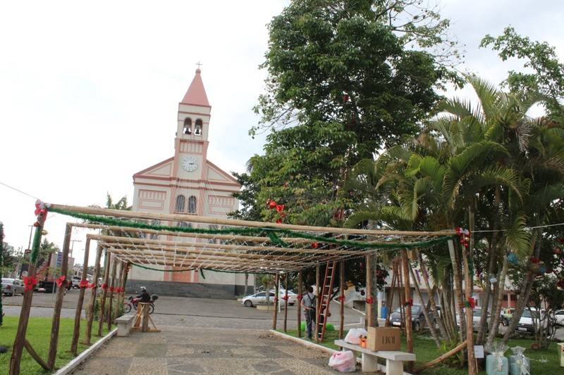 Estrutura é montada para abertura do Natale di Treviso — foto 2
